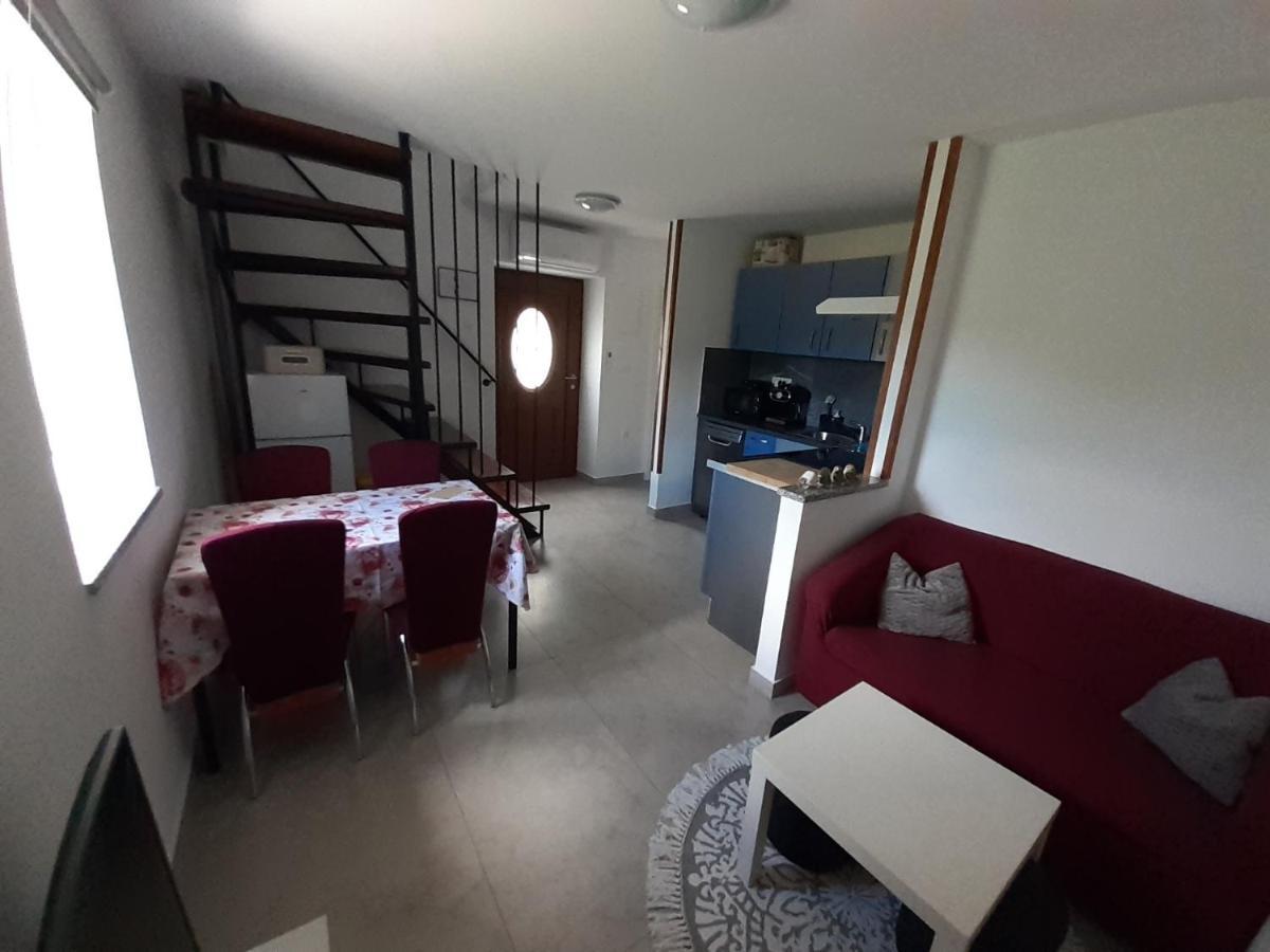 Apartman Sunset プロミン エクステリア 写真